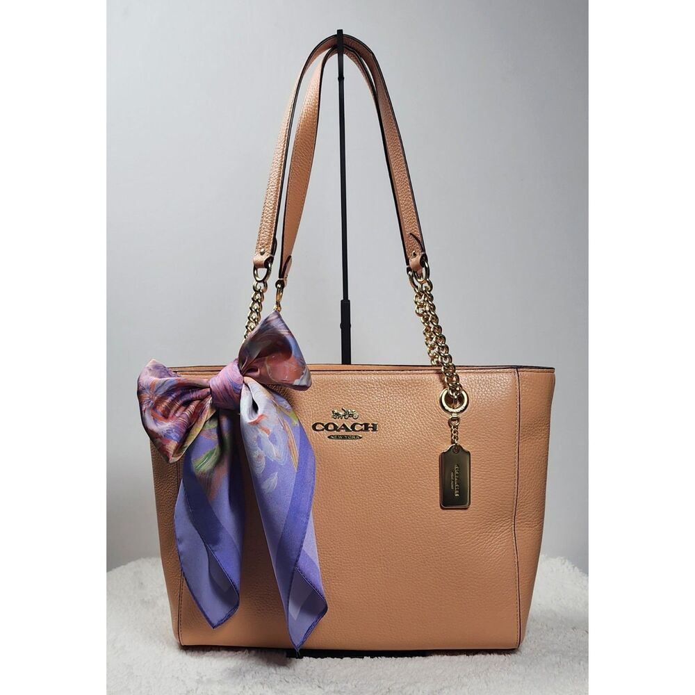 Authentic Coach Cammie Chain Tote C8147 Blush Pebble Leather Gold Chain Shoulder